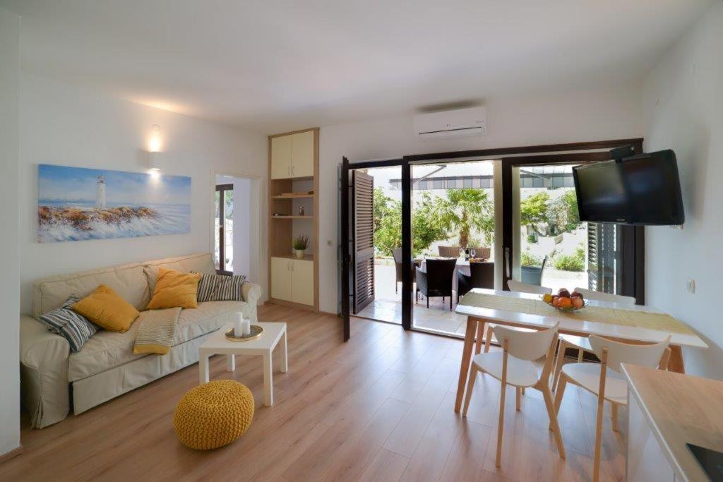 Premium Oaza Appartement Primošten Buitenkant foto